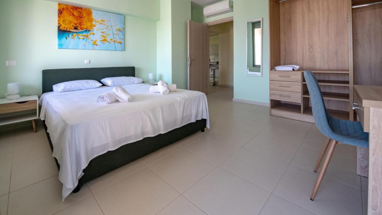 Eden Sunflower - Luxurious Apartment With Sea View Rhodes City Exterior photo